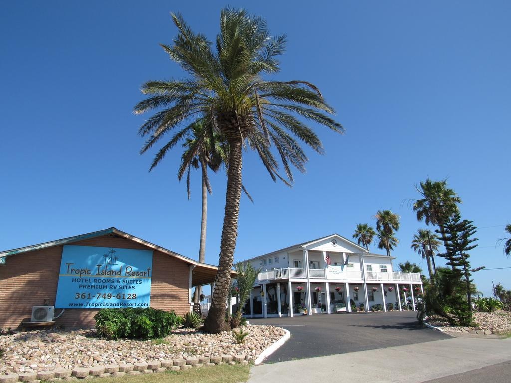 Tropic Island Resort, Port Aransas, Tx - Booking - Map Of Hotels In Port Aransas Texas